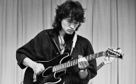 Canción: Viktor Tsoi - Cucú (en varias versiones)
